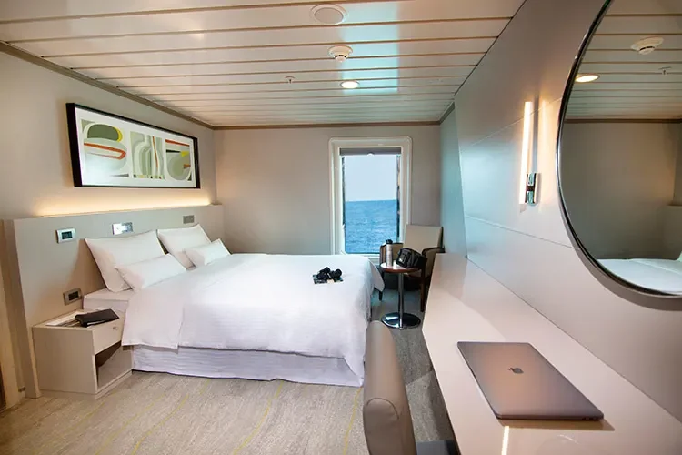Luxury Cabin aboard La Pinta, Galápagos
